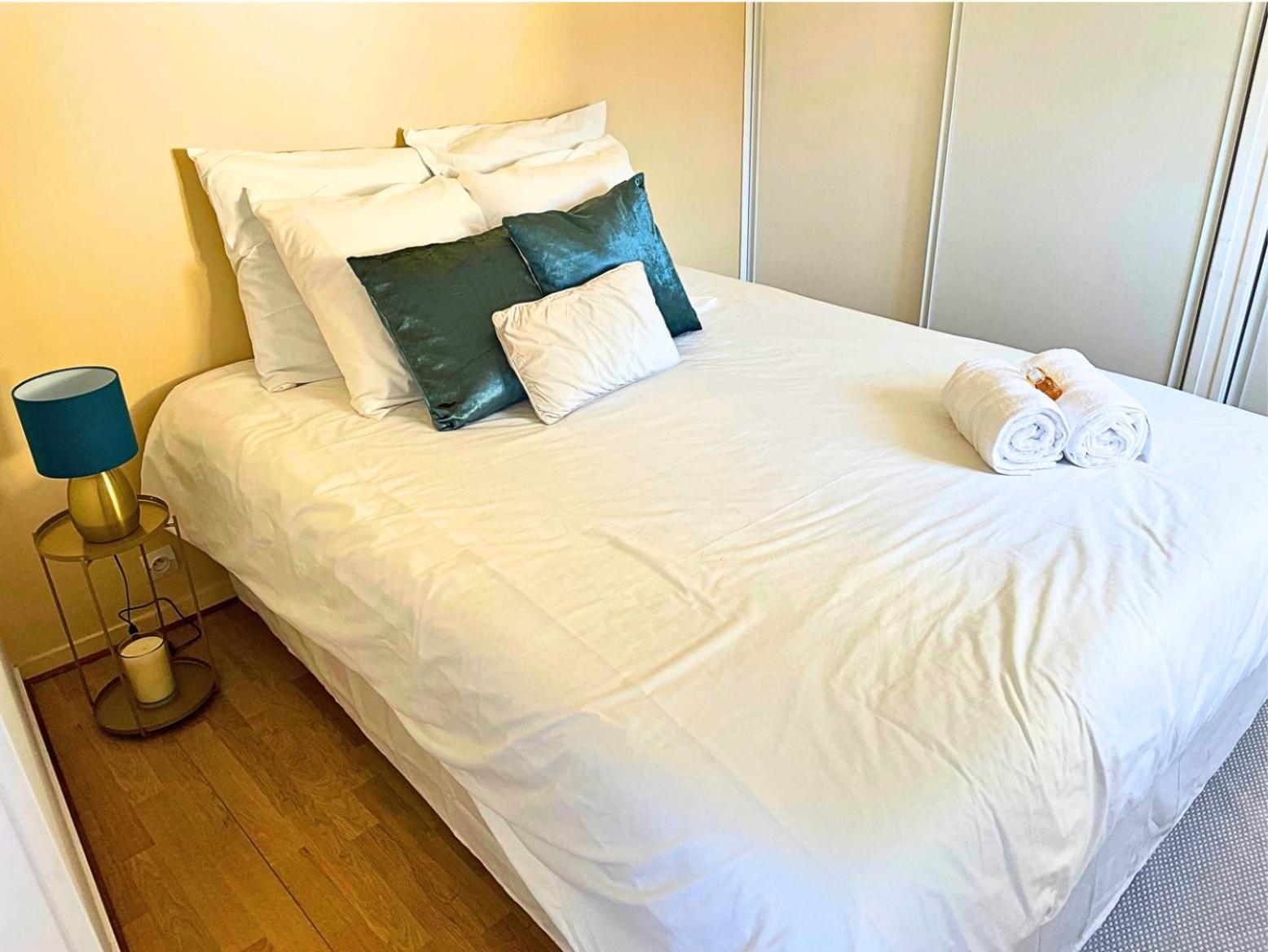 Appart Cosy Renove Avec Ac Hypercentre เนอมัวร์ส ภายนอก รูปภาพ